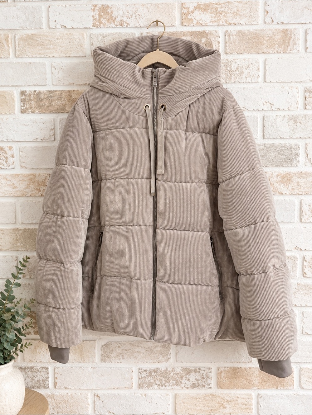 Sam Edelman XL Corduroy Puffer Jacket Hooded Taupe Gray Winter Coat Quilted